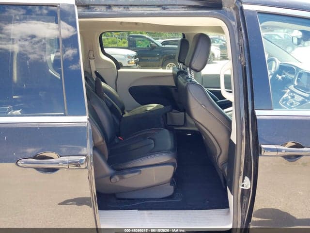 2023 CHRYSLER PACIFICA HYBRID TOURING L 8