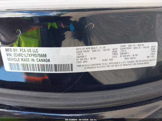 2023 CHRYSLER PACIFICA HYBRID TOURING L 9
