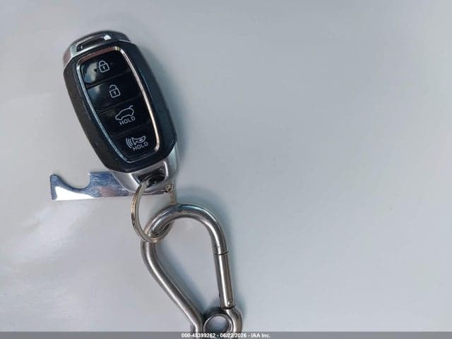 2019 HYUNDAI SANTA FE LIMITED 11