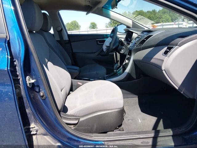 2016 HYUNDAI ELANTRA SE 5