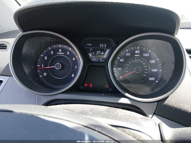 2016 HYUNDAI ELANTRA SE 7
