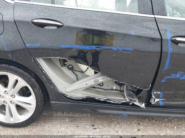 2017 CHEVROLET CRUZE PREMIER AUTO 6