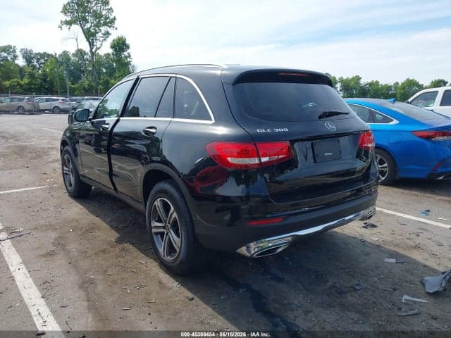 2019 MERCEDES-BENZ GLC 300 3