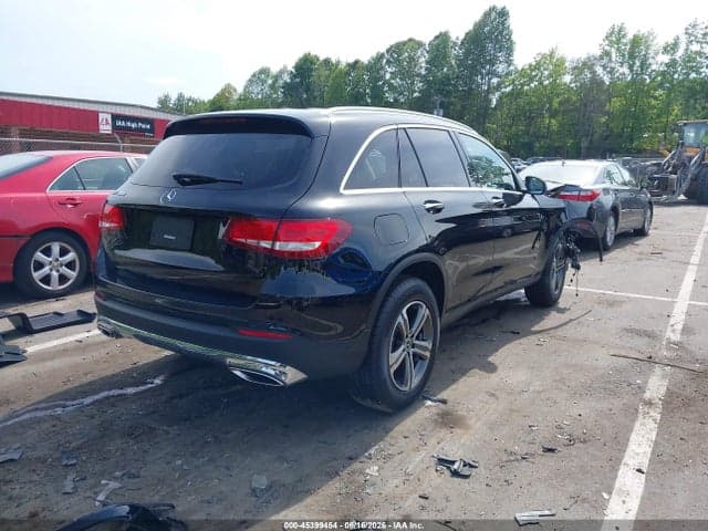 2019 MERCEDES-BENZ GLC 300 4