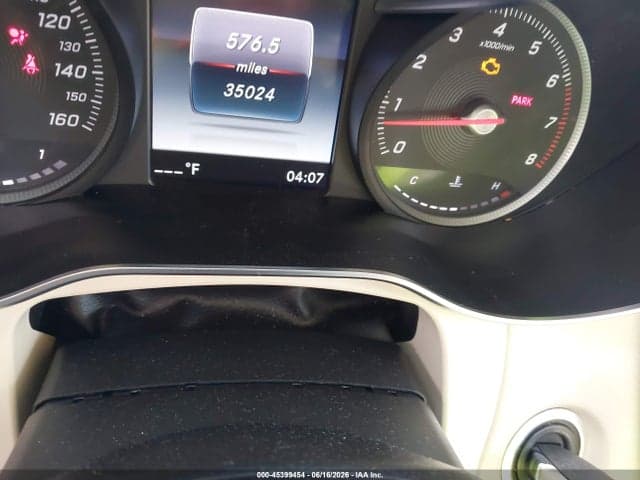 2019 MERCEDES-BENZ GLC 300 7