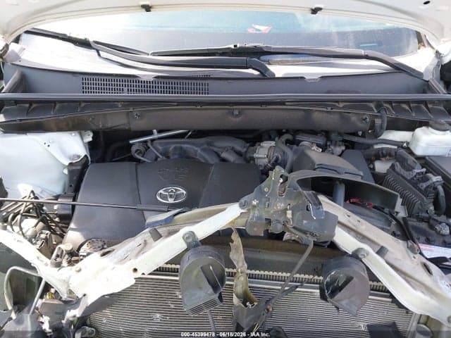 2019 TOYOTA HIGHLANDER XLE 10