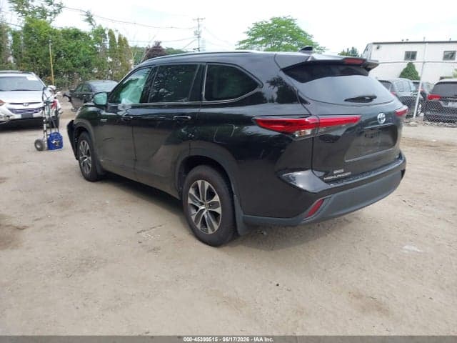 2021 TOYOTA HIGHLANDER HYBRID XLE 3