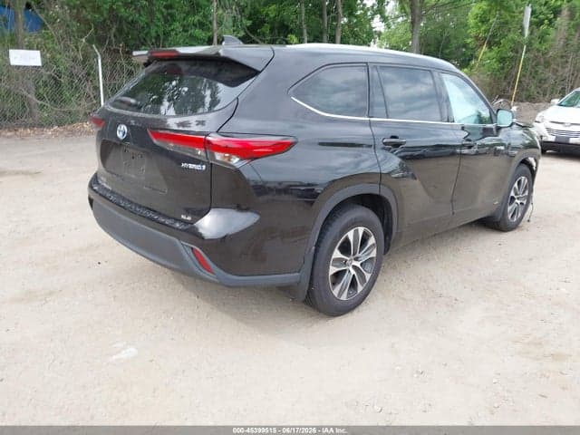 2021 TOYOTA HIGHLANDER HYBRID XLE 4