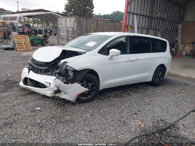 2019 CHRYSLER PACIFICA TOURING PLUS 2