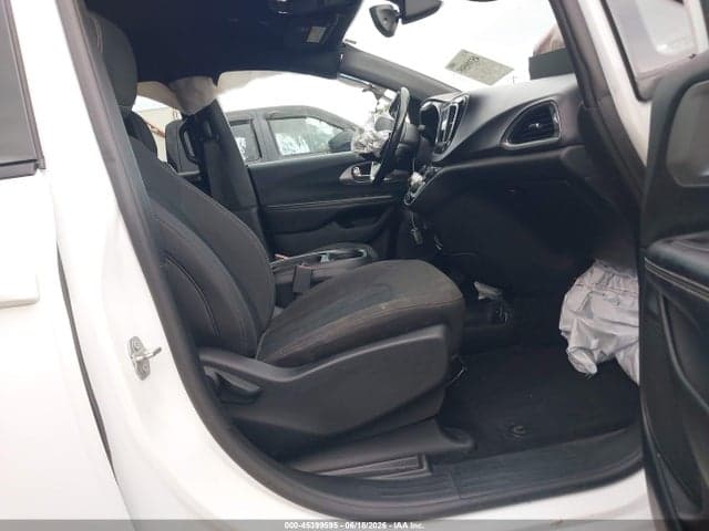 2019 CHRYSLER PACIFICA TOURING PLUS 5