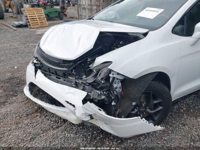 2019 CHRYSLER PACIFICA TOURING PLUS 6