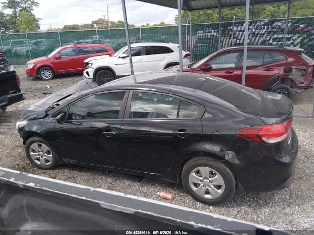 2017 KIA FORTE LX 14