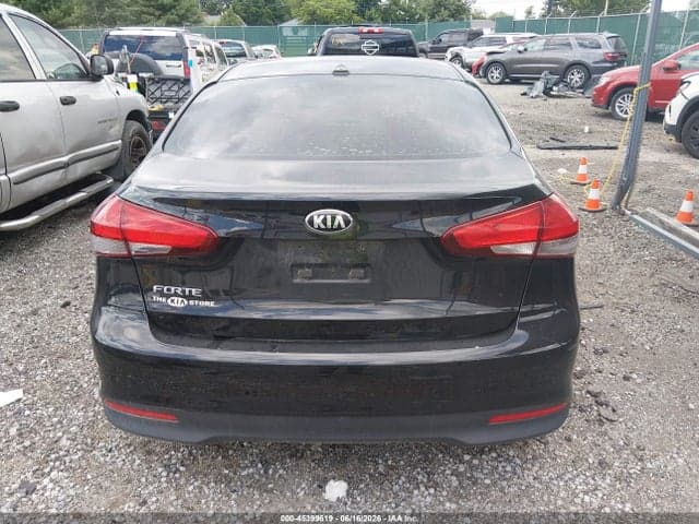 2017 KIA FORTE LX 16