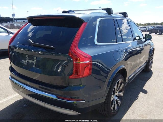 2022 VOLVO XC90 T6 4