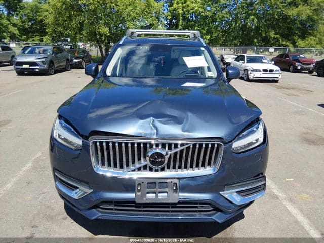2022 VOLVO XC90 T6 6