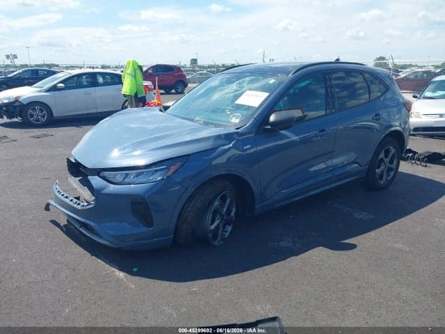 2023 FORD ESCAPE ST-LINE 2