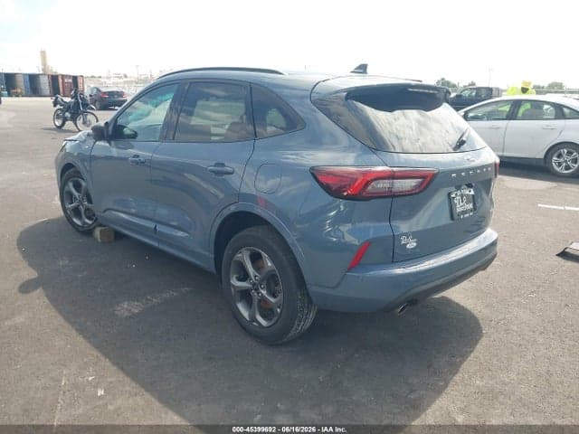 2023 FORD ESCAPE ST-LINE 3