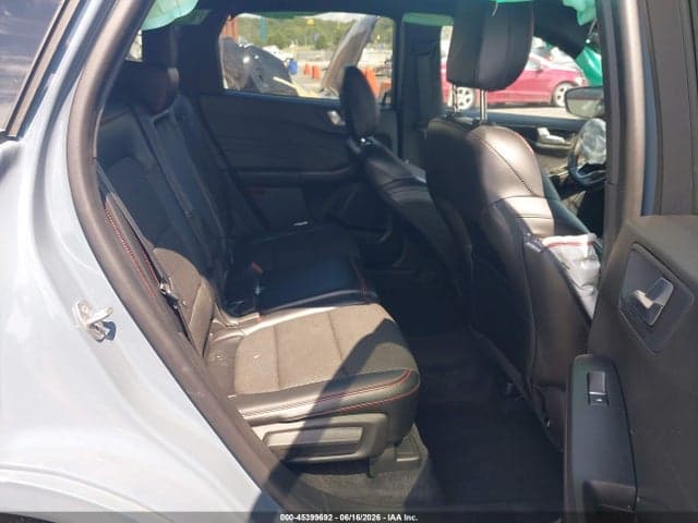 2023 FORD ESCAPE ST-LINE 8