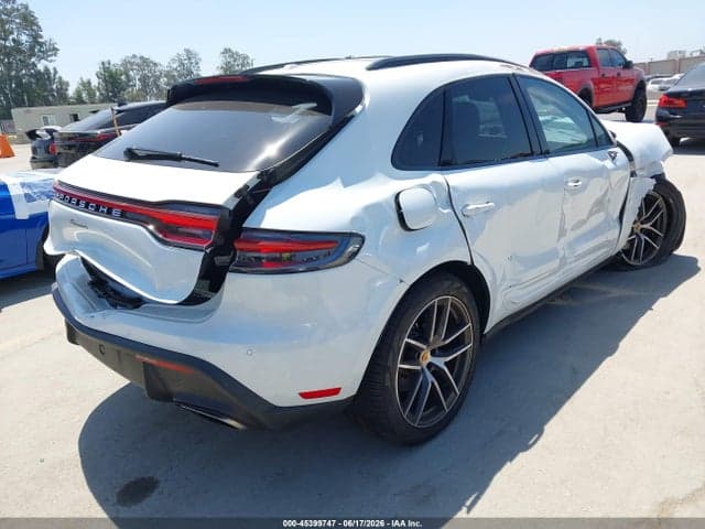 2026 PORSCHE MACAN T 4