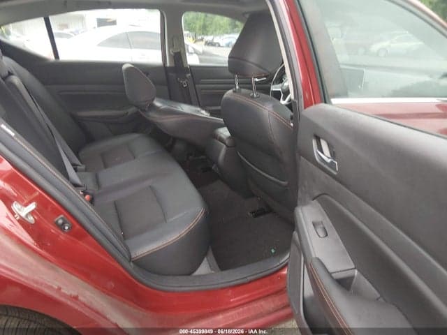 2021 NISSAN ALTIMA SR INTELLIGENT AWD 8