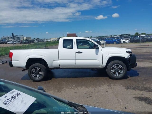 2017 TOYOTA TACOMA SR 14