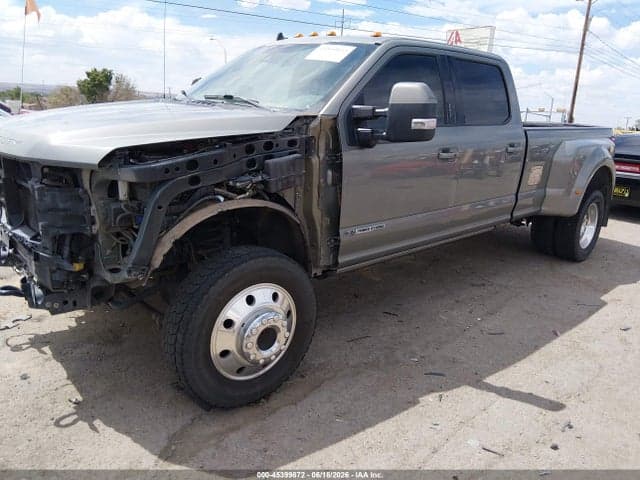 2019 FORD F-450 LARIAT 2
