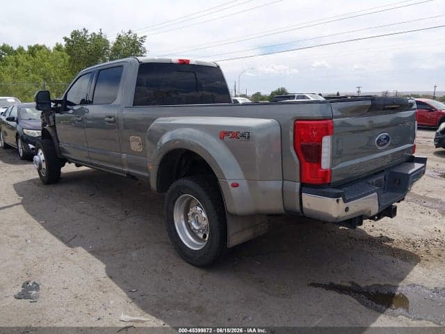 2019 FORD F-450 LARIAT 3