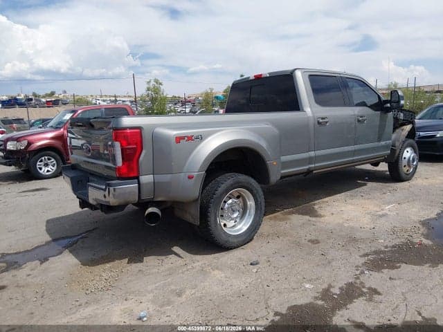 2019 FORD F-450 LARIAT 4
