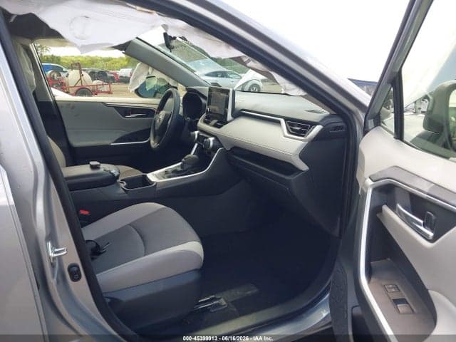 2025 TOYOTA RAV4 HYBRID XLE 5