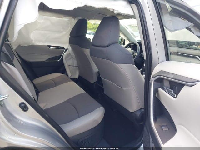 2025 TOYOTA RAV4 HYBRID XLE 8