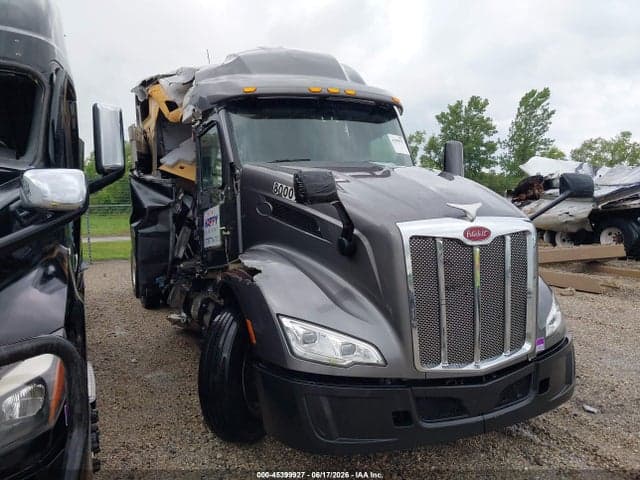 2022 PETERBILT 579 - 1