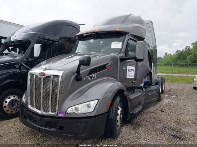 2022 PETERBILT 579 3