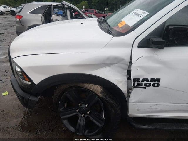 2022 RAM 1500 CLASSIC WARLOCK 4X4 5'7 BOX 6
