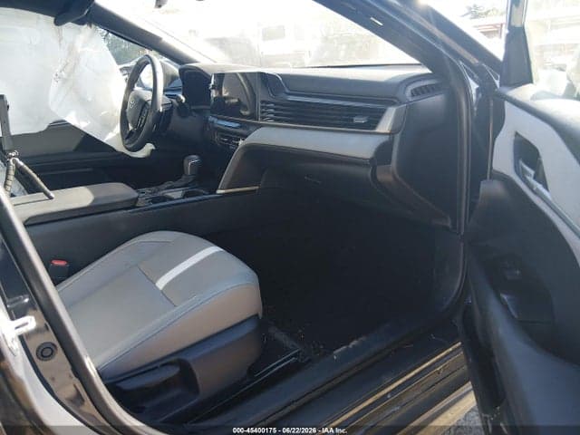 2025 TOYOTA CAMRY SE 5