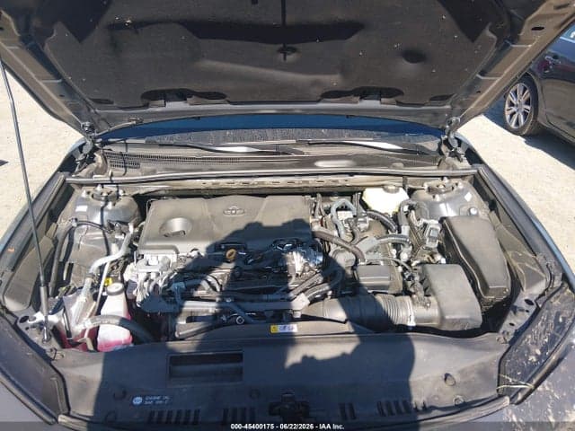 2025 TOYOTA CAMRY SE 10