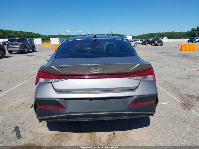 2024 HYUNDAI ELANTRA SEL 16