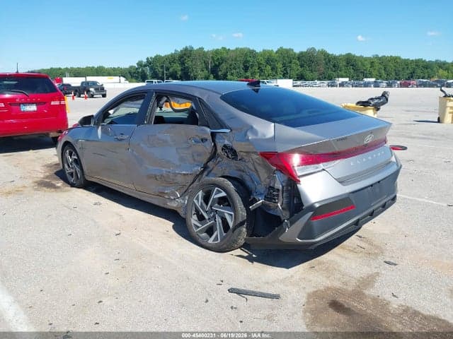 2024 HYUNDAI ELANTRA SEL 3