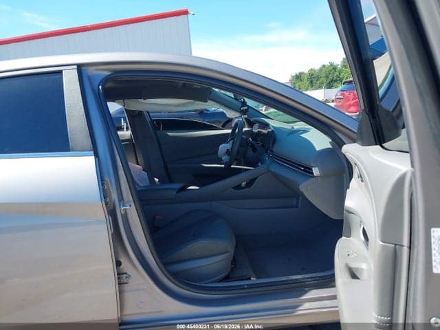 2024 HYUNDAI ELANTRA SEL 5