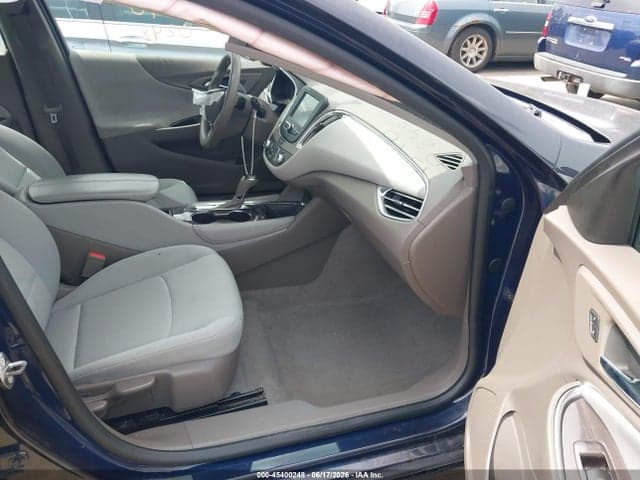 2017 CHEVROLET MALIBU 1LT 5