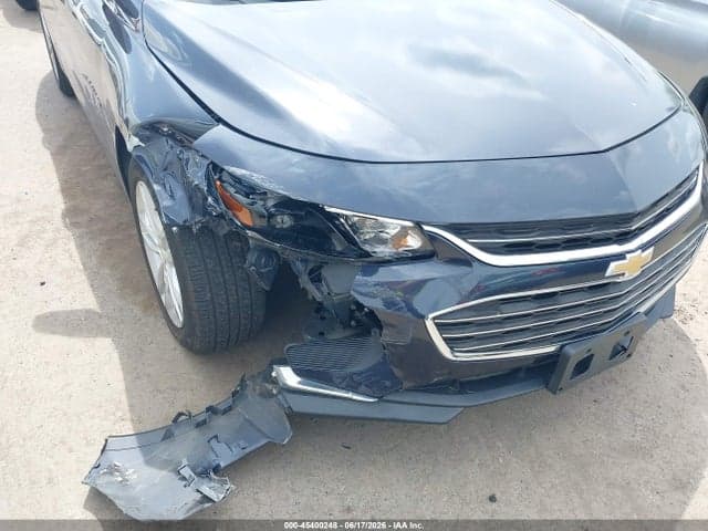 2017 CHEVROLET MALIBU 1LT 6