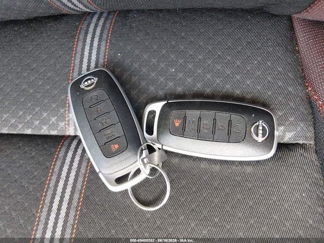 2025 NISSAN VERSA 1.6 SR 11