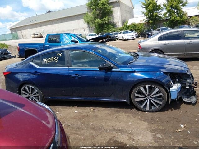 2022 NISSAN ALTIMA SR FWD 13