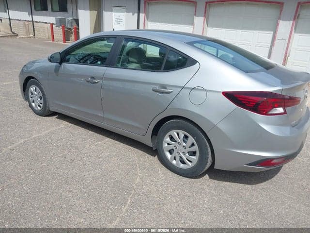 2020 HYUNDAI ELANTRA SE 3