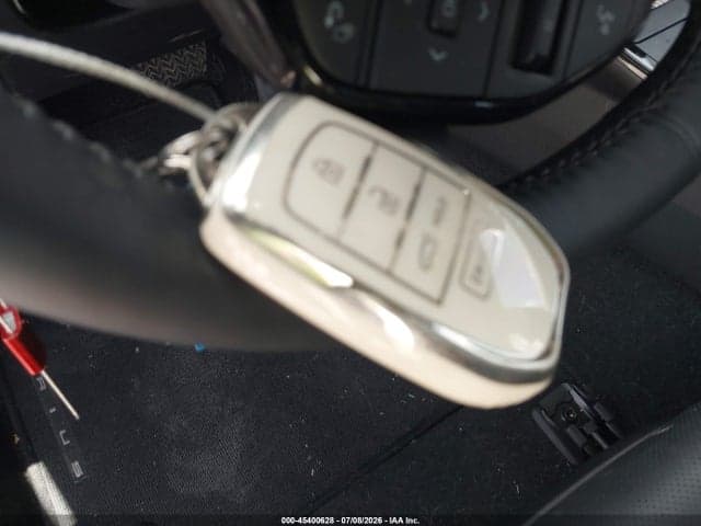 2024 TOYOTA PRIUS LIMITED 11