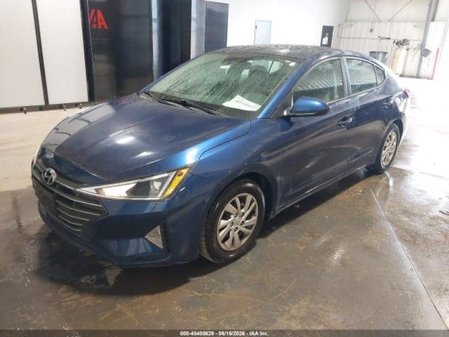 2020 HYUNDAI ELANTRA SE 2
