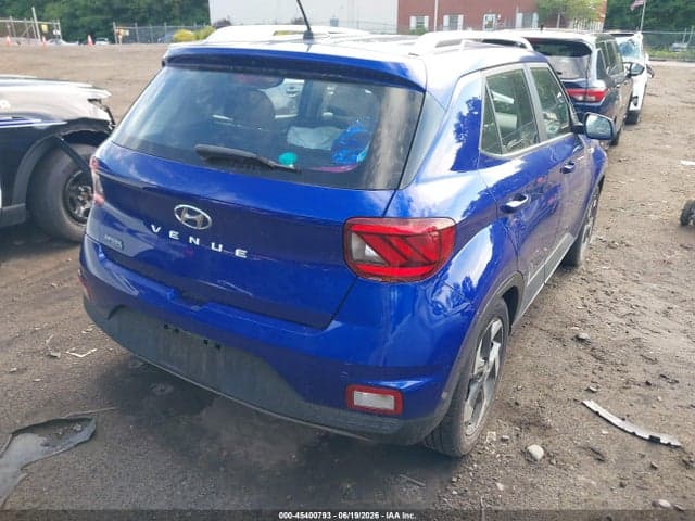 2023 HYUNDAI VENUE SEL 4
