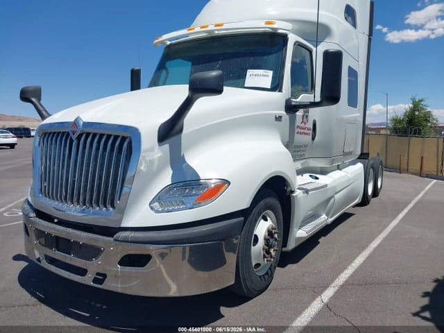 2019 INTERNATIONAL LT 2