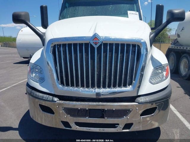 2019 INTERNATIONAL LT 11