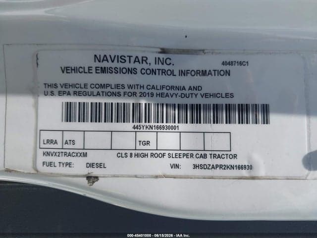 2019 INTERNATIONAL LT 8