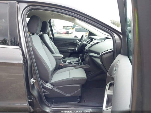 2017 FORD ESCAPE SE 5